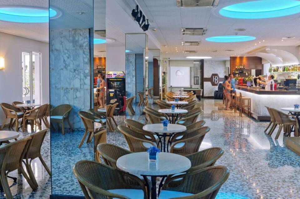 GHT Balmes Hotel Aparthotel & SPLASH 5