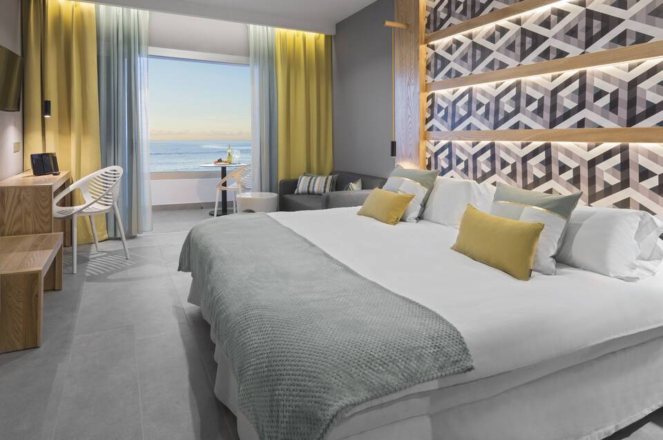 Hotel Atlantic Mirage Suites & Spa 1