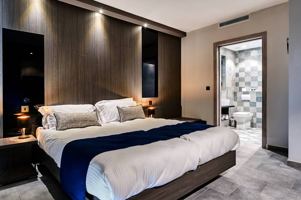 The District Hotel 1