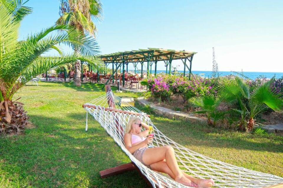 Club Aqua Plaza 4