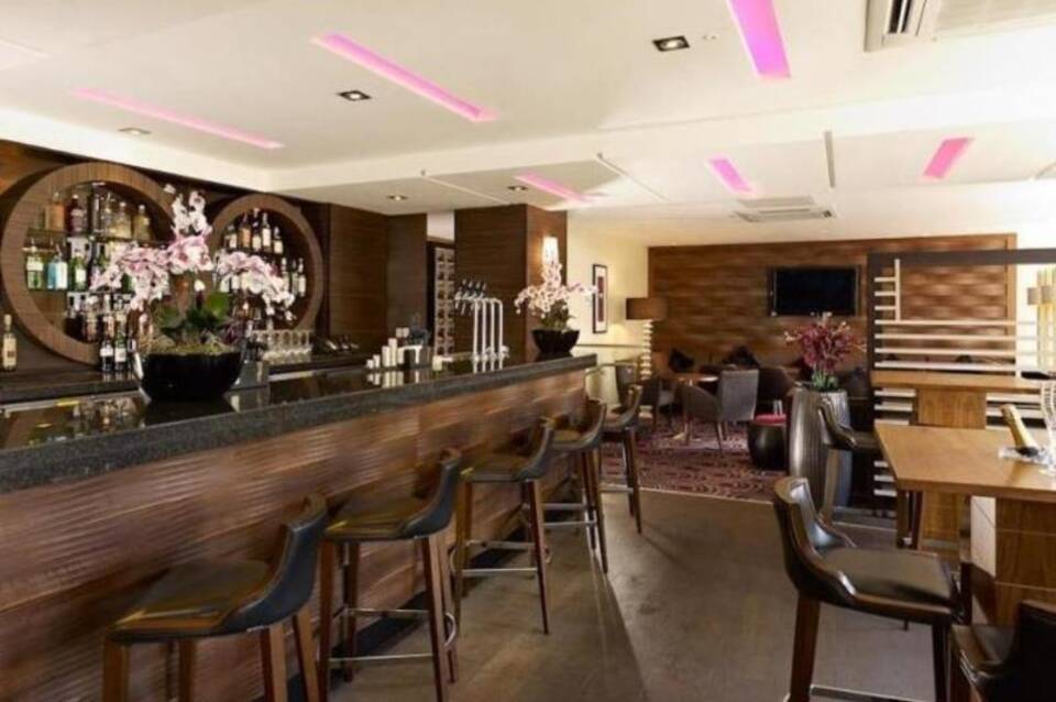 DoubleTree by Hilton Hotel London - Victoria 3
