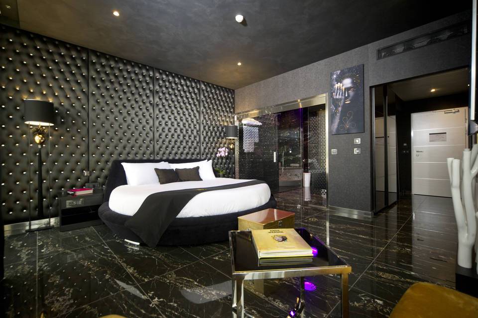 Hugo’s Boutique Hotel 4