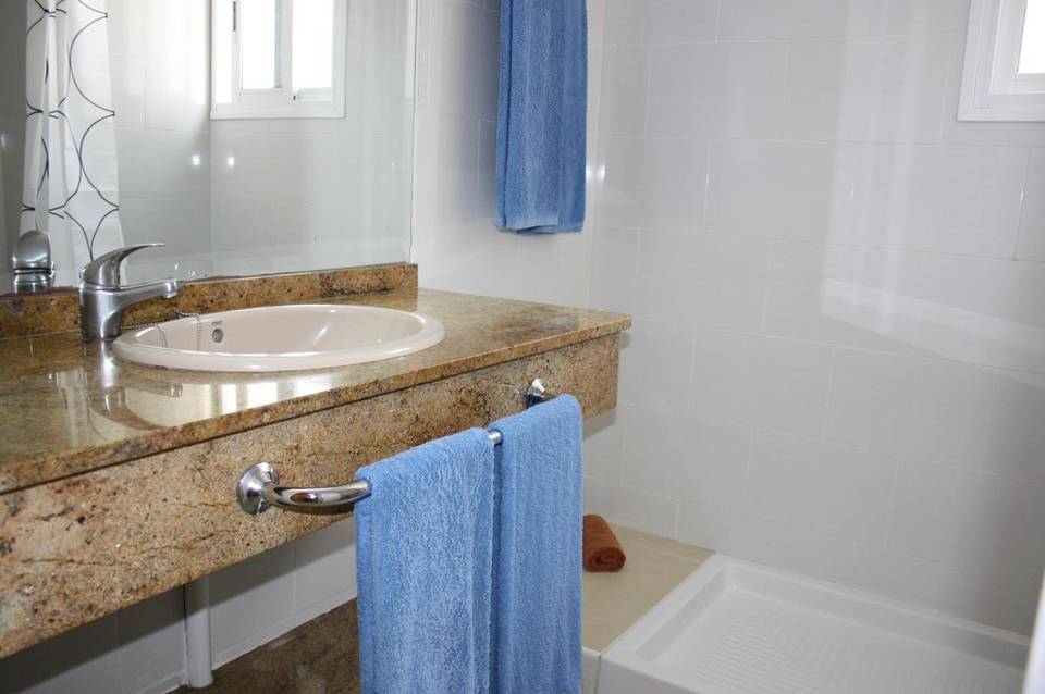 Colina Mar Apartments 3