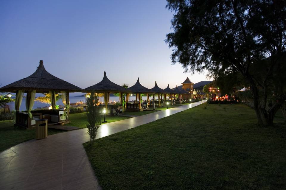 Latanya Park Resort 2