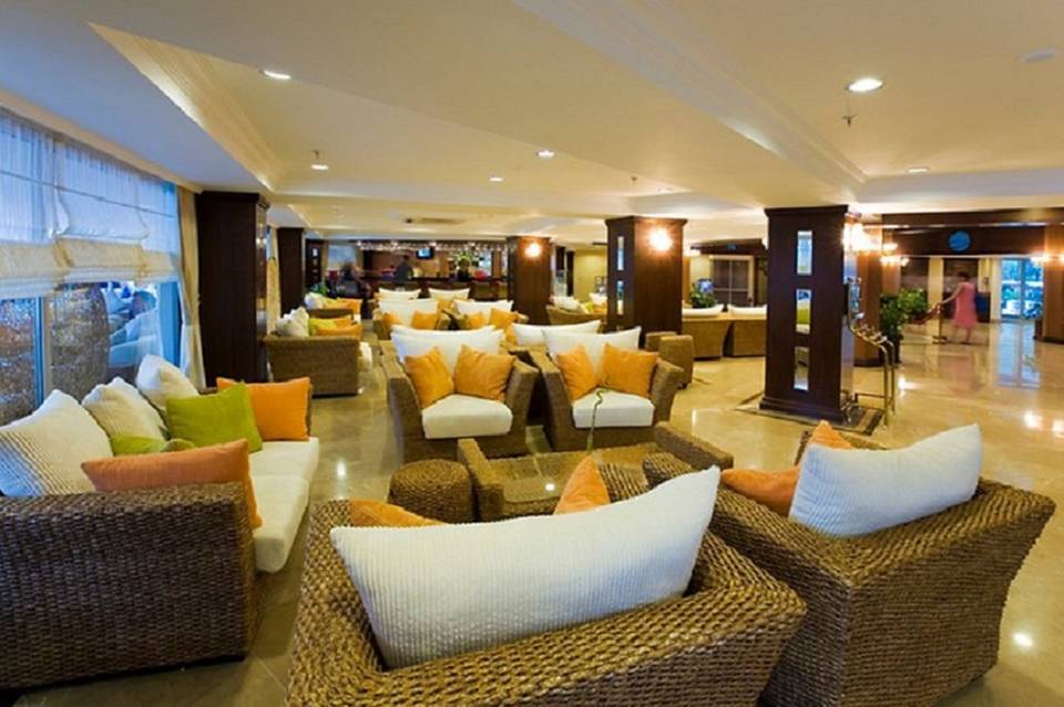 Latanya Park Resort 3
