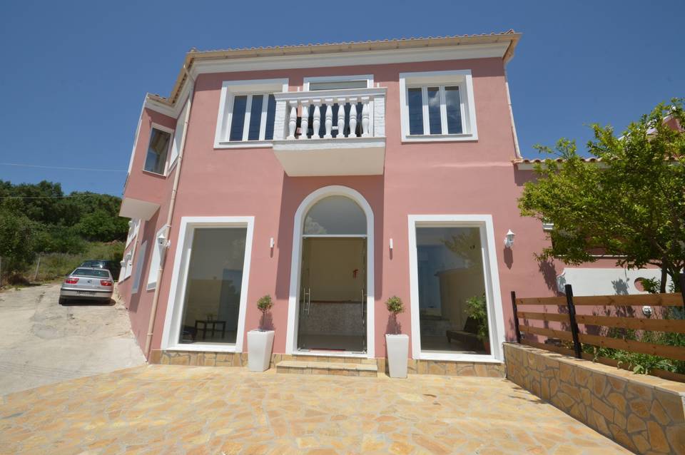 Paradiso Apartments 1