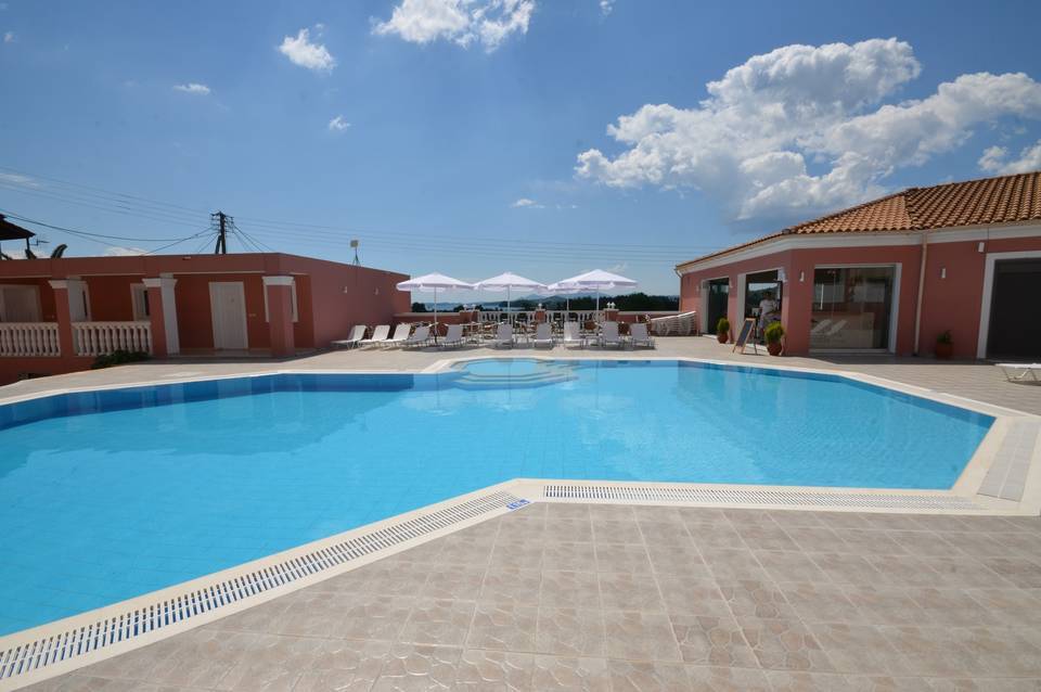 Paradiso Apartments 5