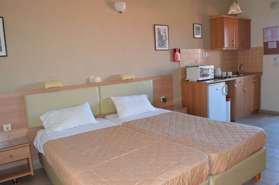 Sunrise Apartments 2