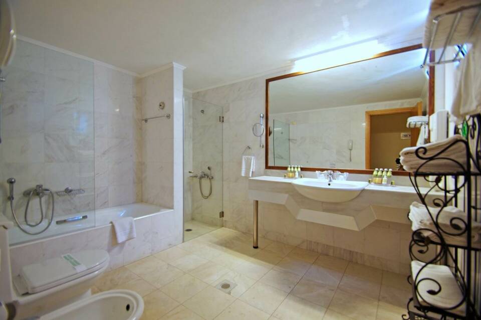 Mythos Palace Resort & Spa 5