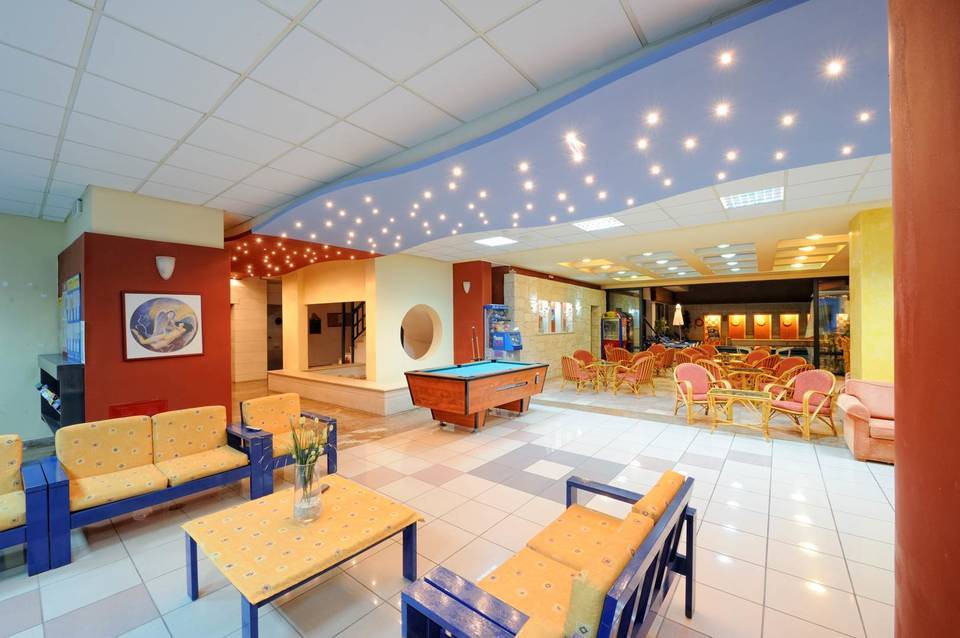 Agrabella Hotel 4