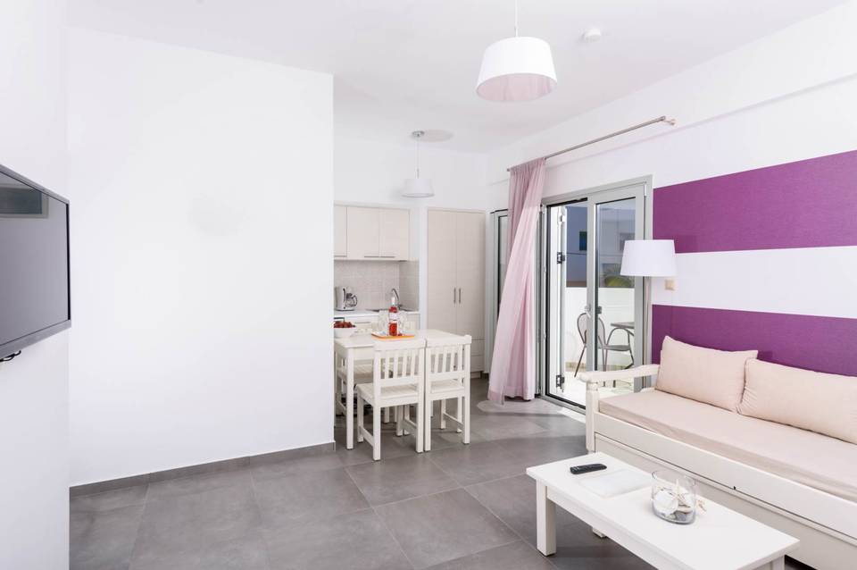 Angela Suites Boutique Hotel 5
