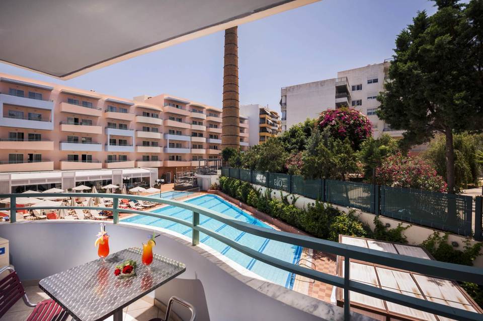Bio Suites Hotel 4