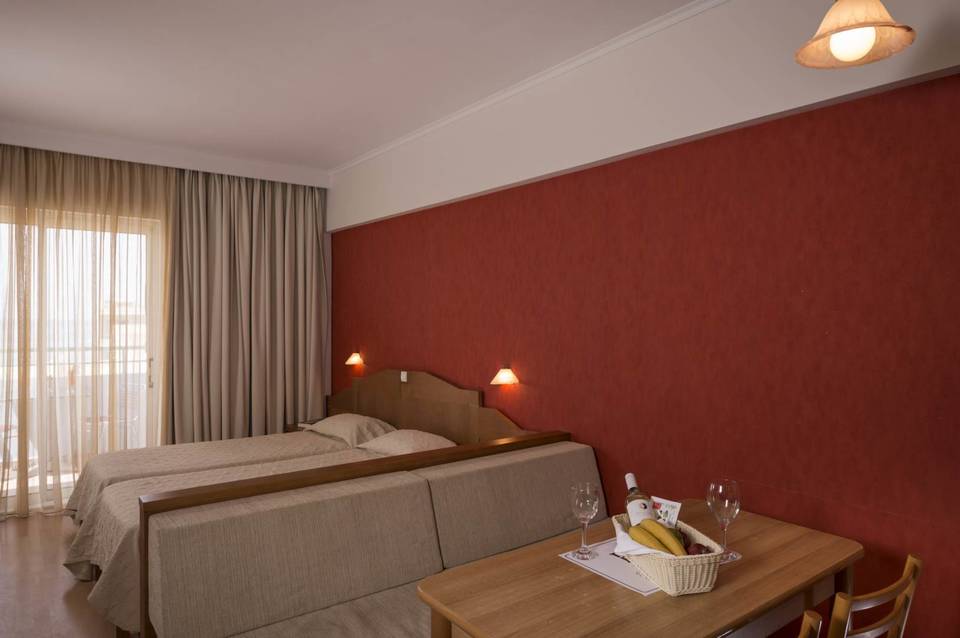 Bio Suites Hotel 5