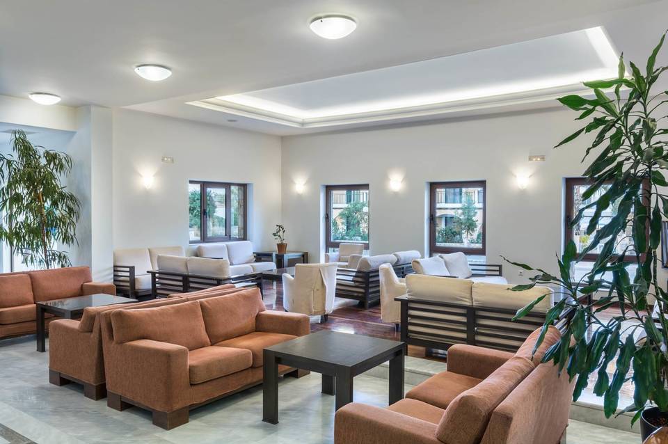 Creta Palm 1