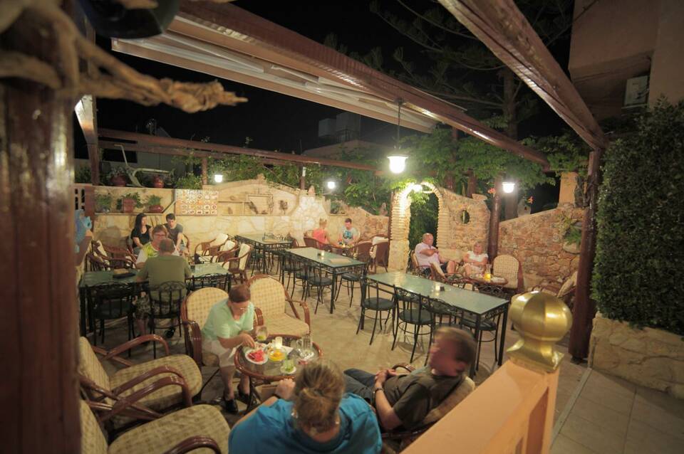 Erato Hotel 3
