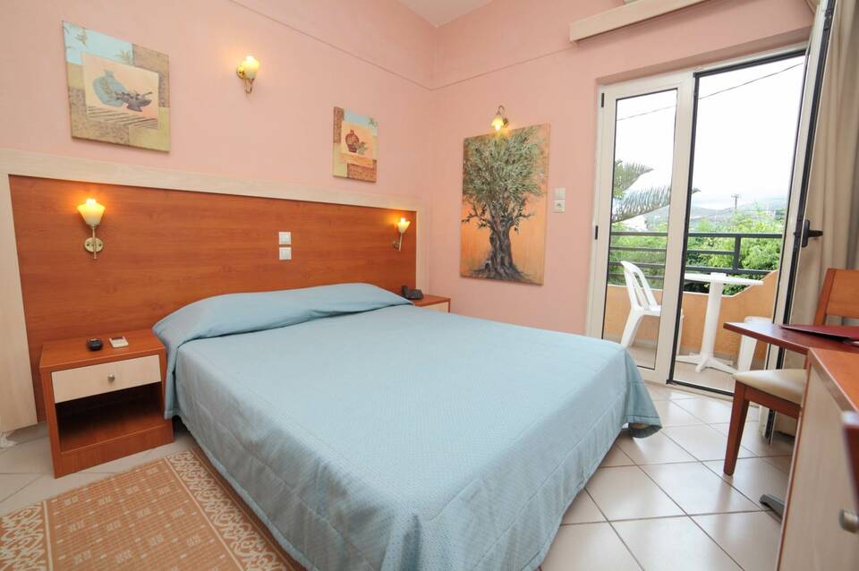 Erato Hotel 4