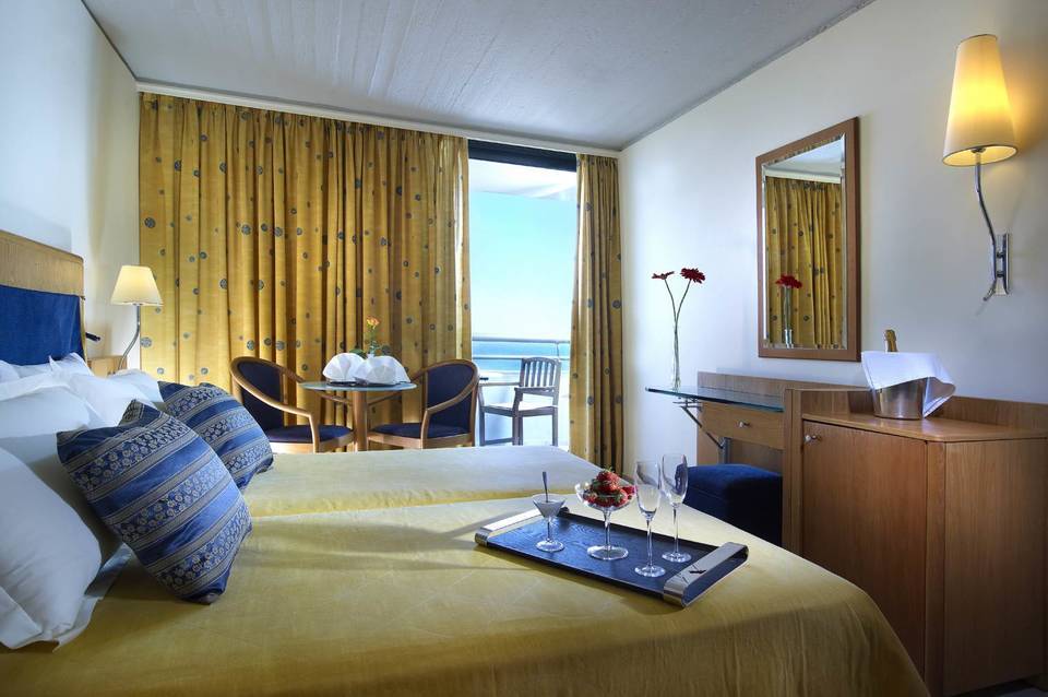 Kriti Beach Hotel 3