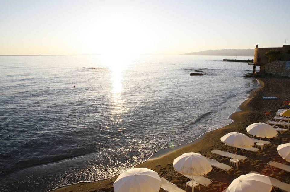 Glaros Beach Hotel 1