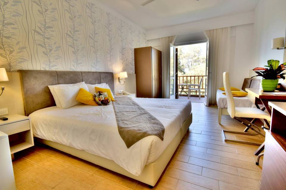 Kalyves Beach Hotel 4