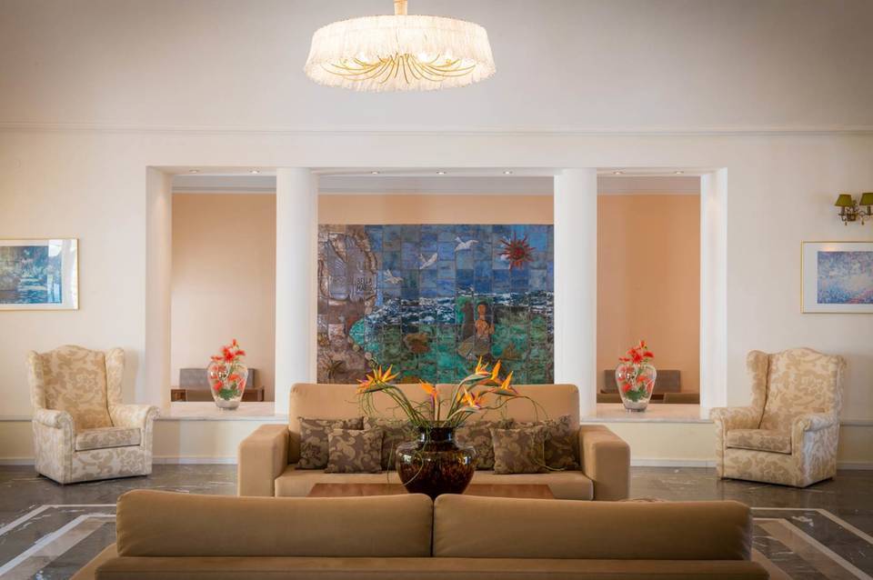 Bella Beach Hotel 2