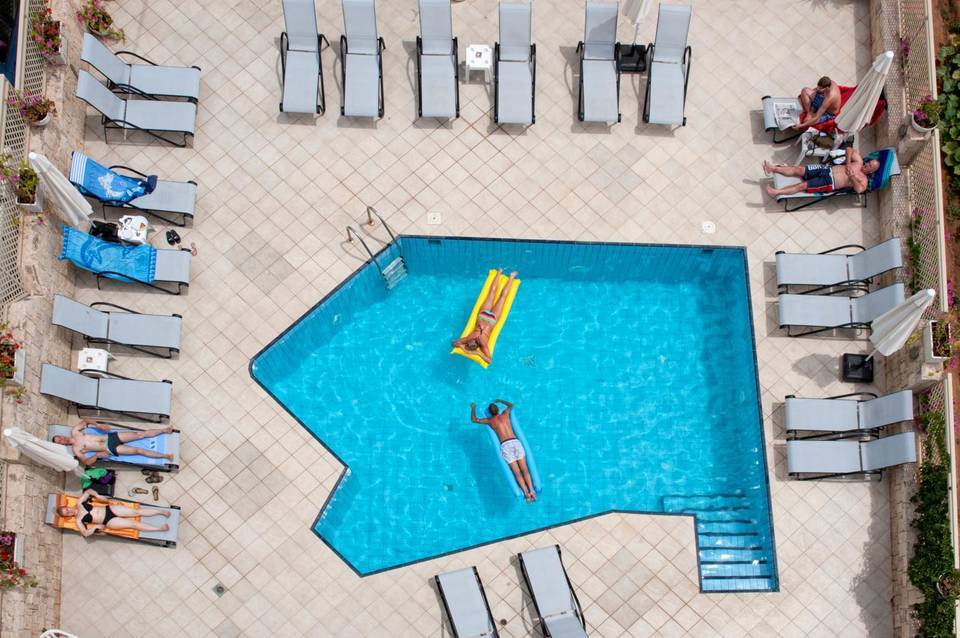 Mari Kristin Beach Hotel 3