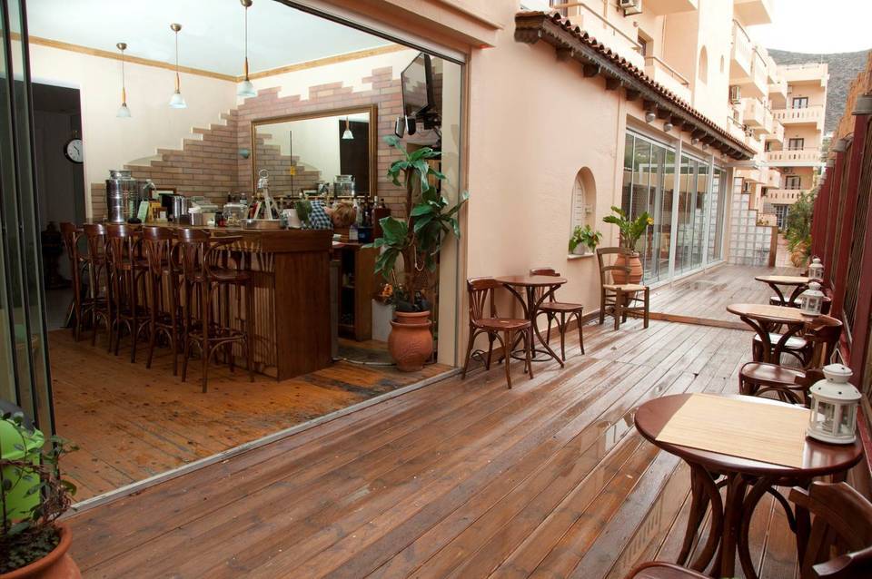 Thalia  Deco City & Beach Hotel 5