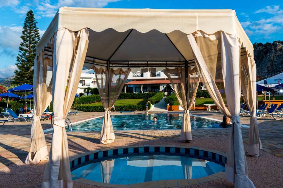 Hotel Matheo Villas & Suites 5