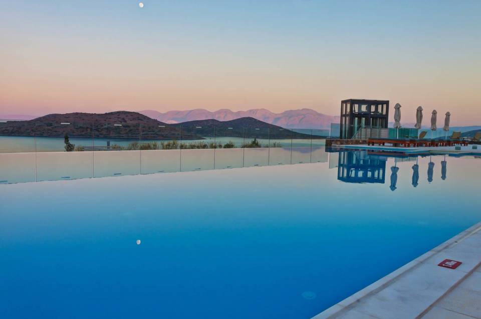 Royal Marmin Bay Boutique & Art Hotel 1