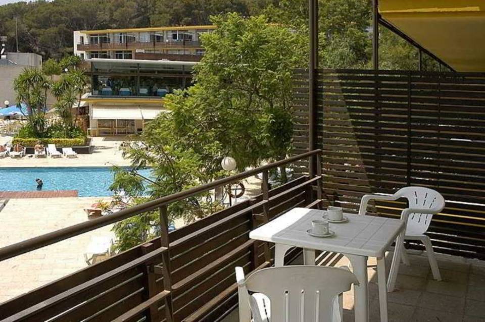 Aparthotel Comtat Sant Jordi 4