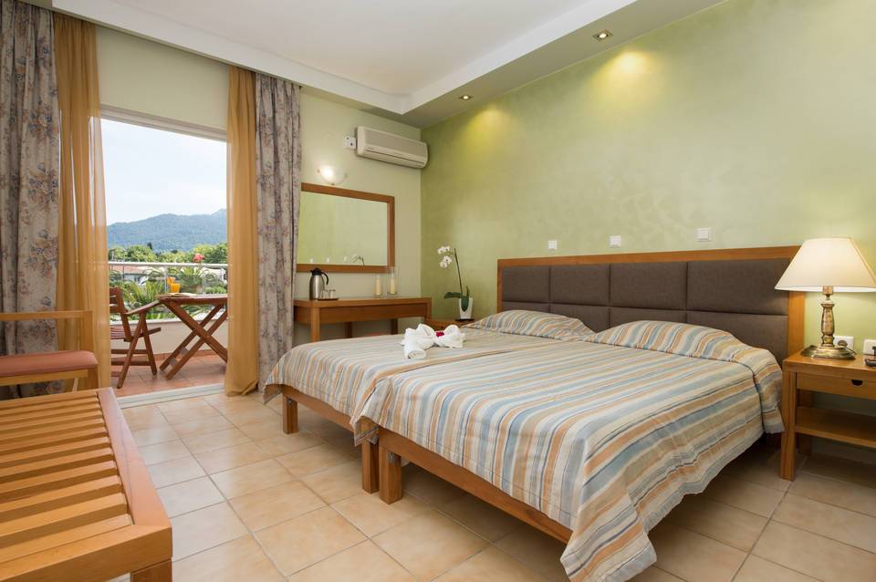 Aethria Hotel 5