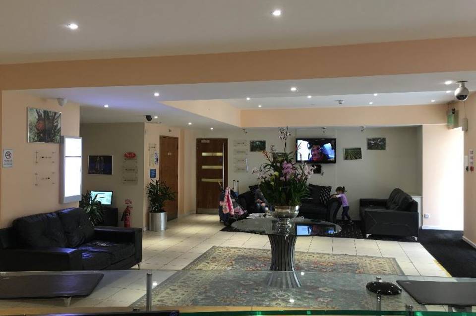 Grand Plaza Serviced Apartments Hyde Park 3