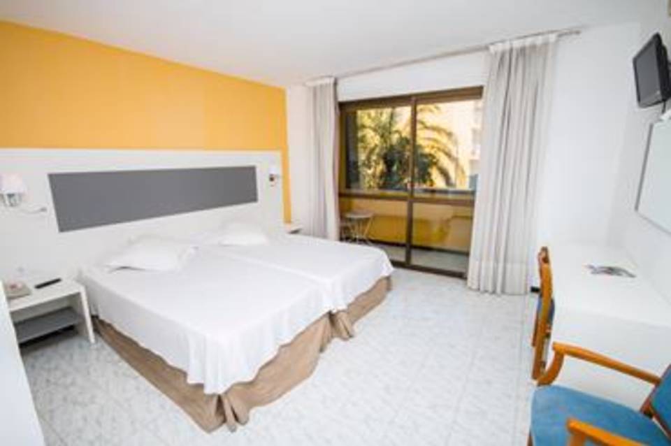 Hotel Amic Miraflores 1