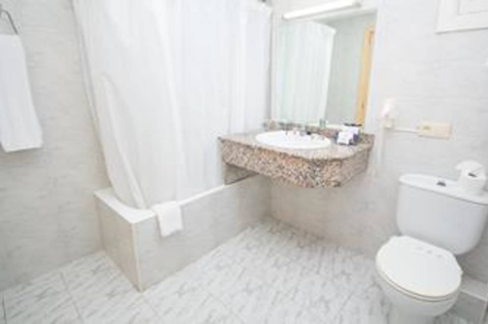 Hotel Amic Miraflores 2