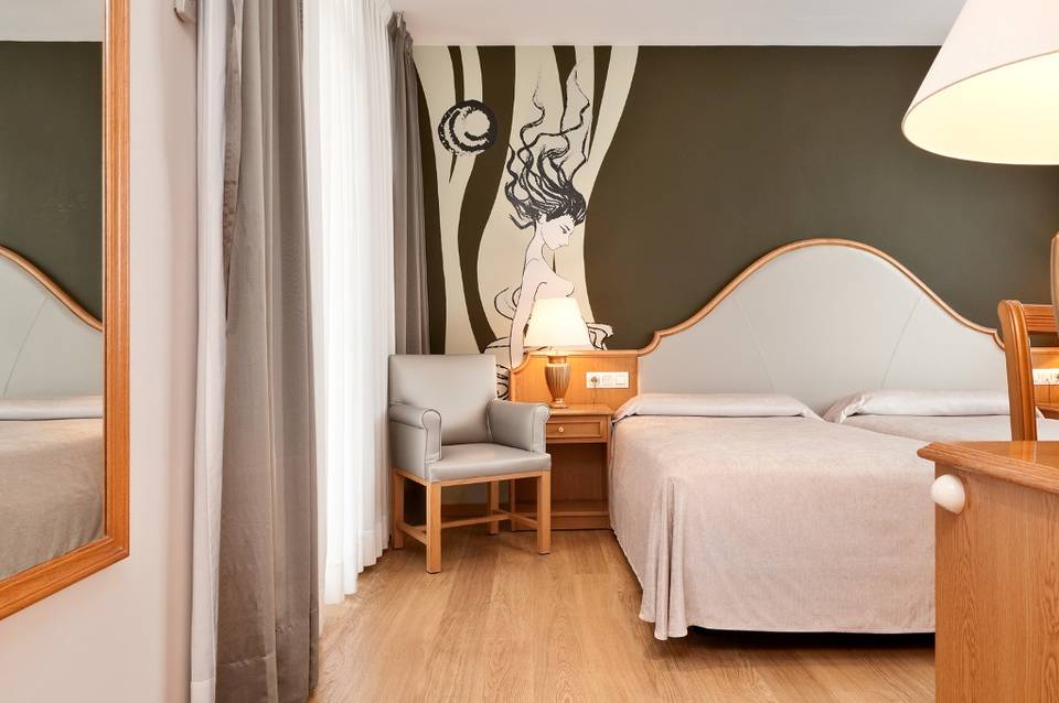 Mònica Hotel 1