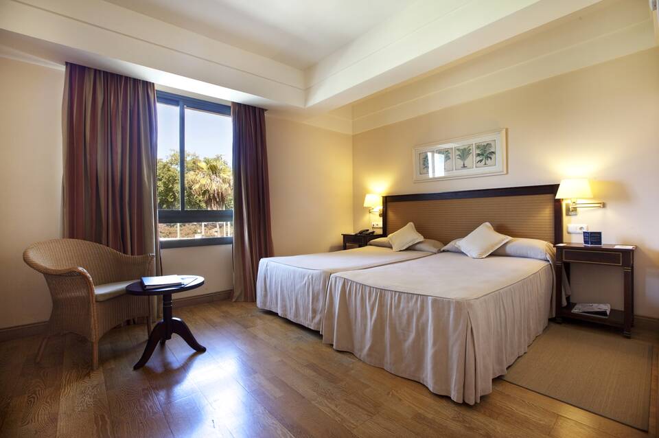 AZZ Guadacorte - Campo de Gibraltar Hotel 4