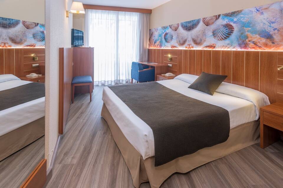 Hotel GHT Aquarium & SPA 1