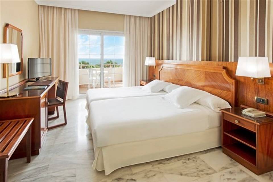 Elba Motril Beach & Business Hotel 2