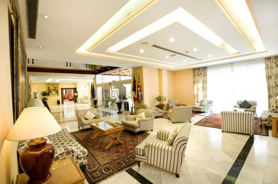 Monarque Sultán Aparthotel 4
