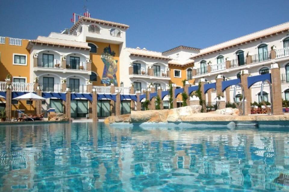 La Laguna Spa & Golf 1