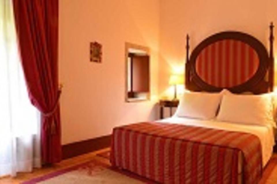 Pousada Mosteiro Guimarães, Monument Hotel & SLH 4