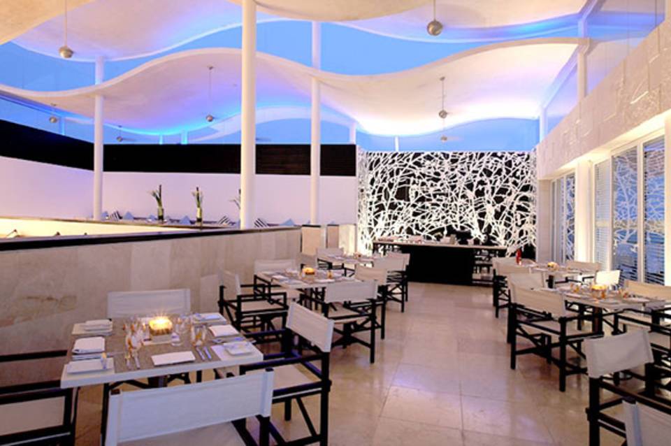 Blue Diamond Wellness Resort 4