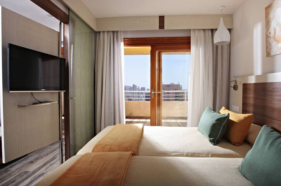 Sandos Benidorm Suites 4