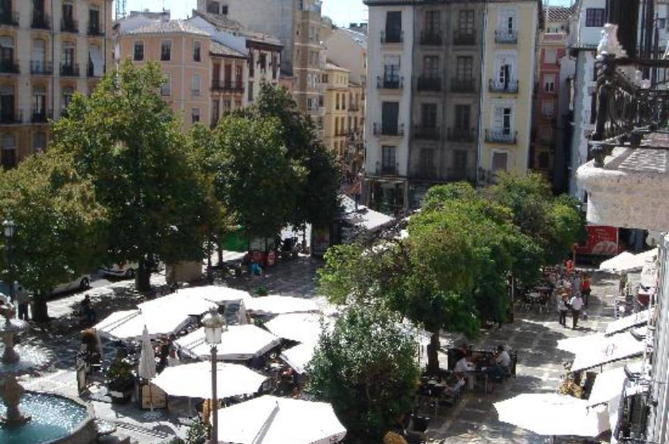 Macia Plaza 1