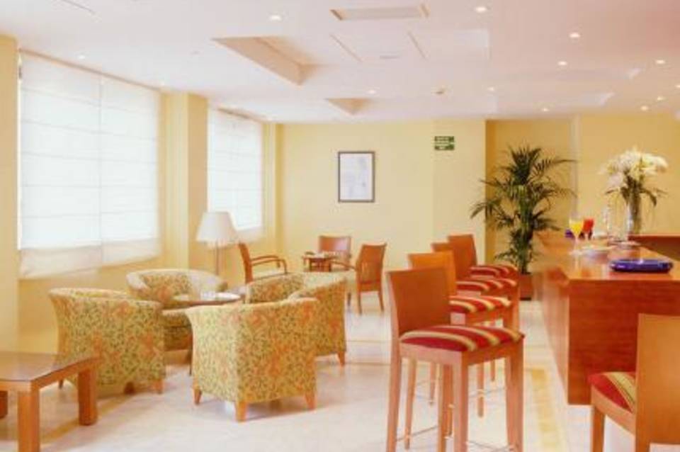 Hotel Madrid Centro Affiliated by Meliá 4
