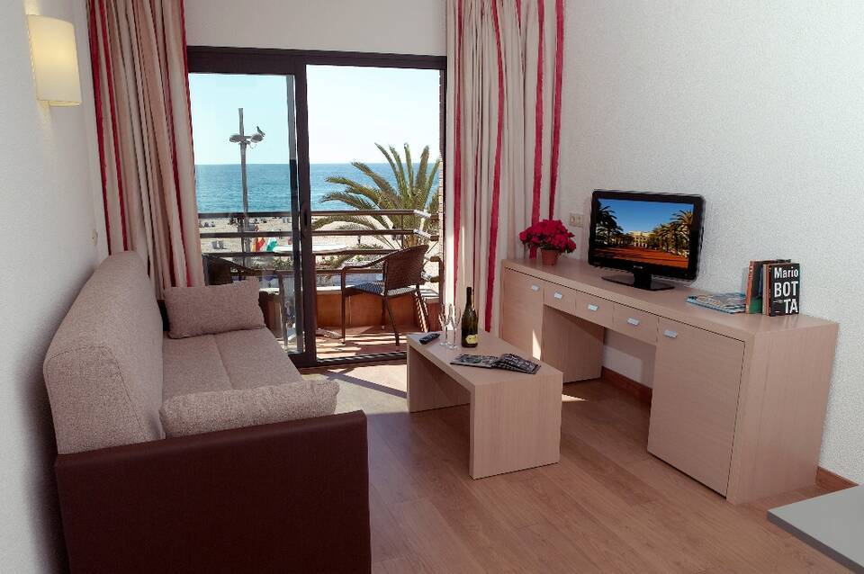 Almirall Apartaments 2