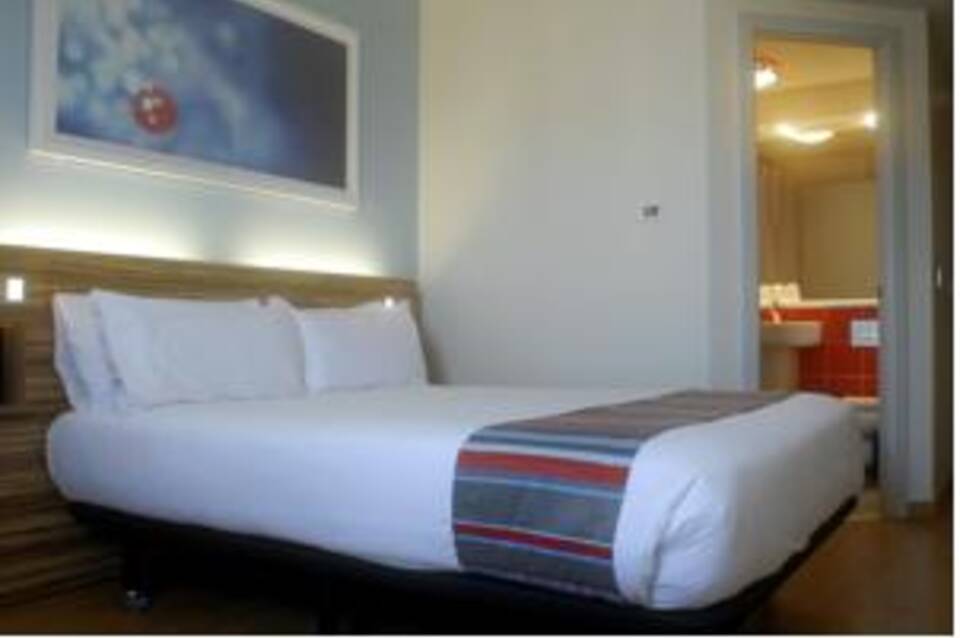 Travelodge Madrid Metropolitano 3