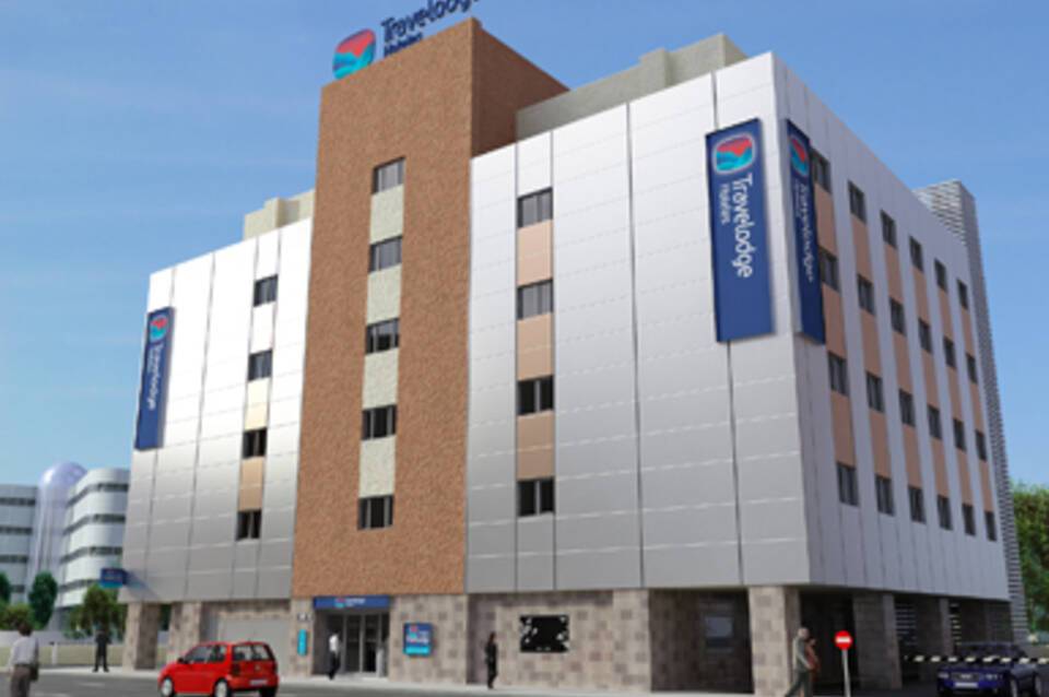 Travelodge Madrid Metropolitano 5