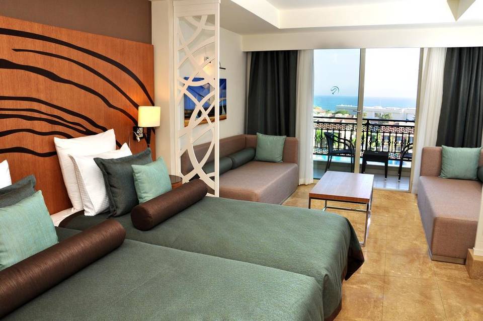Paloma Oceana 5