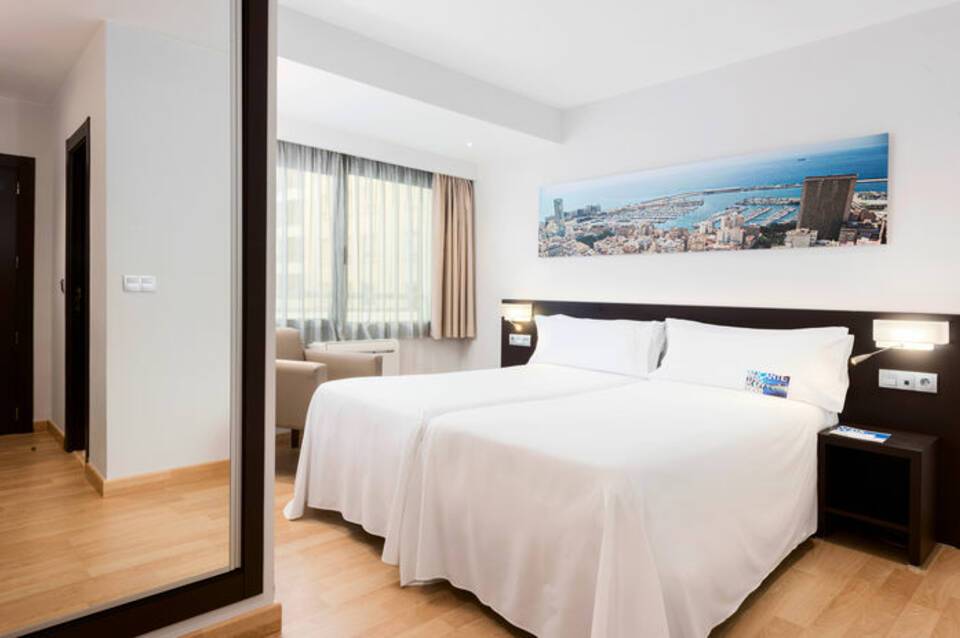 Hotel Alicante Gran Sol Affiliated by Meliá 1