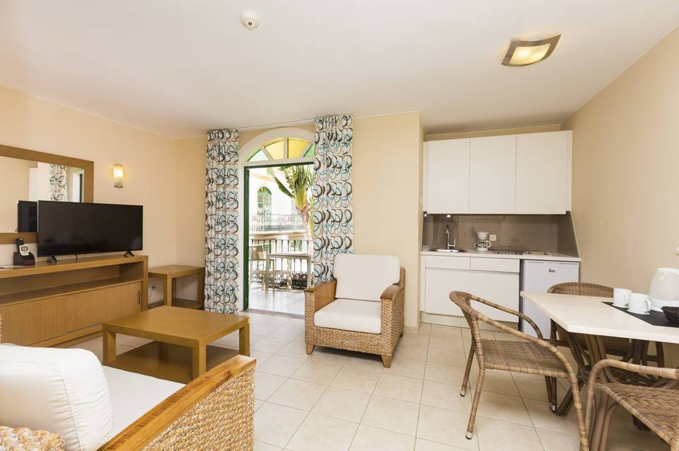 Apartamentos LIVVO Puerto de Mogán 4